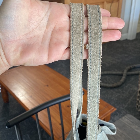 ASOS suede studstitch shopper bag gray tassel large shoulder bag tote - Picture 4 of 11